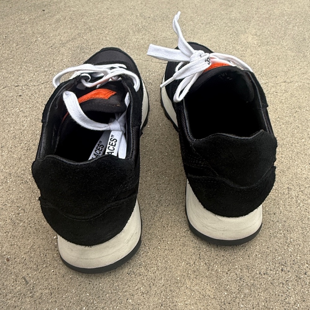 OFF WHITE running shoes - Picture 2 of 8
